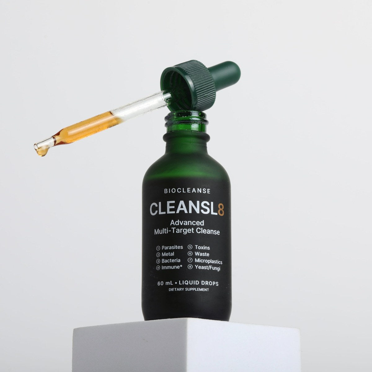 CLEANSL8 Advanced Multi-Target Cleanse liquid drops bottle with its dropper